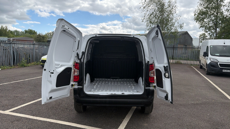 Peugeot Partner Standard Diesel 1.5 BlueHDi 130 Professional Van EAT8